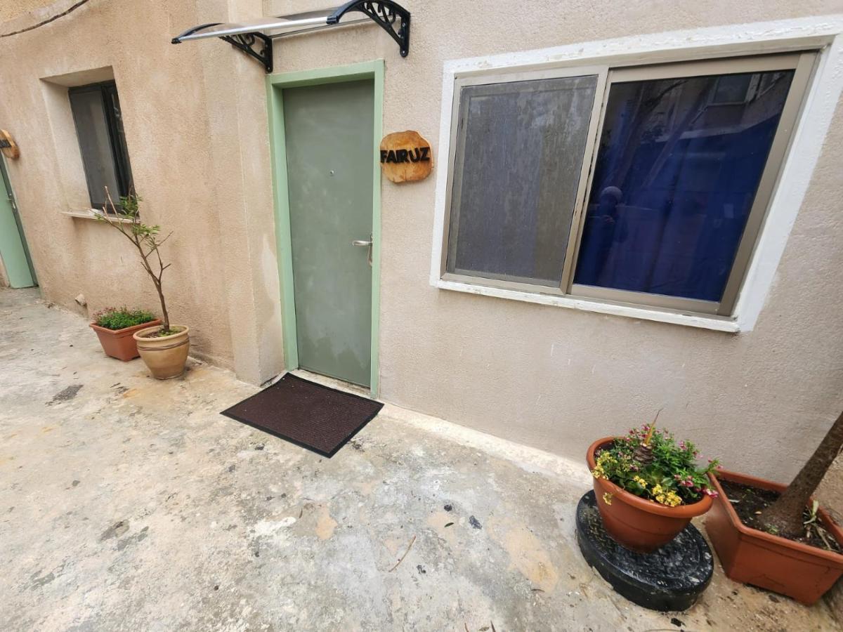 סבתא פיירוז-Grandma Fairoz Apartment นาซาเรธ ภายนอก รูปภาพ